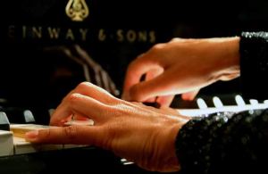 piano-hands-0